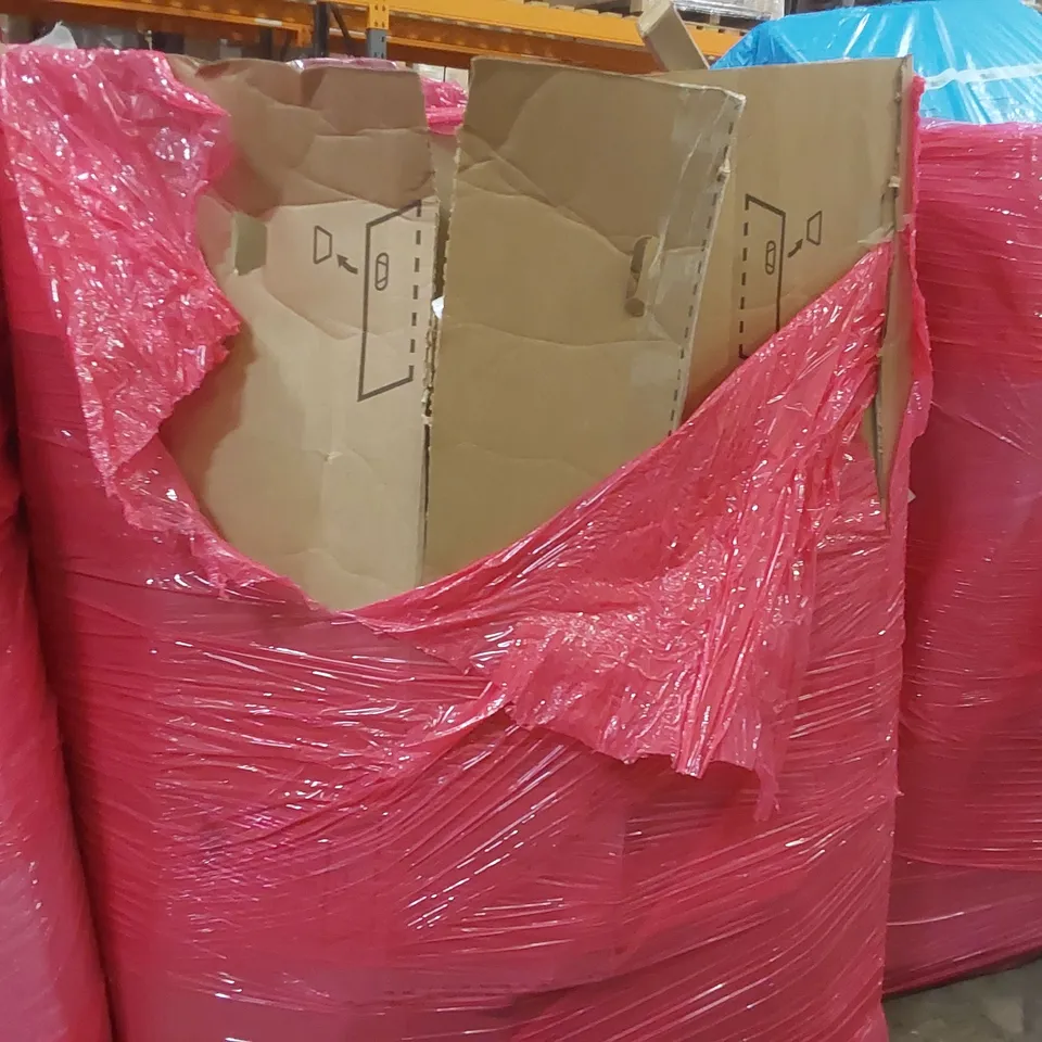 PALLET OF ASSORTED ITEMS INCLUDING: LOOFT AIR LIGHTER 2, CANDY HOUSE PLAY SETS, FABRIC STORAGE CHESTS, BACK-LIT KEYBOARD ECT
