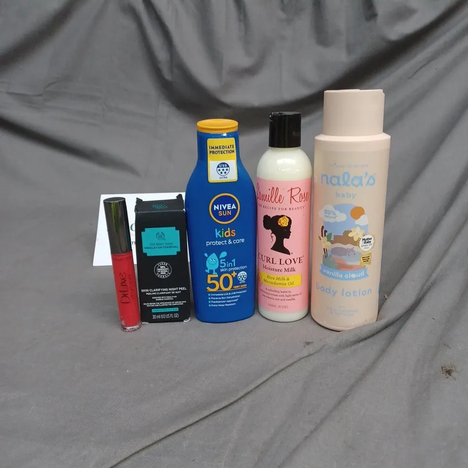 APPROXIMATELY 20 ASSORTED COSMETIC PRODUCTS TO INCLUDE NALA'S BABY BODY LOTION, NIVEA KIDS SUNSCREEN  AND COLLECTION LIP LACQUER