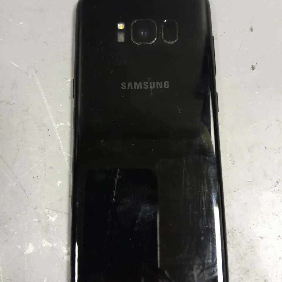 SAMSUNG GALAXY S8 SMARTPHONE 