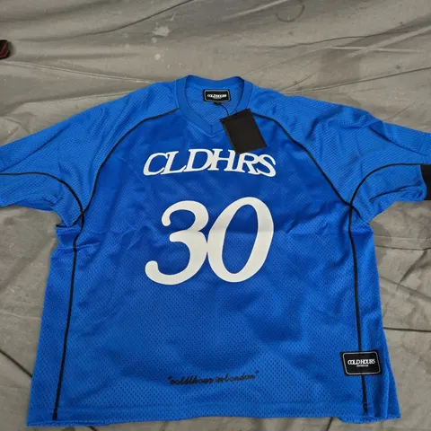 COLDHOURS BLUE MESH SPORTS JERSEY WITH LARGE 30, TAG ATTACHED - XL