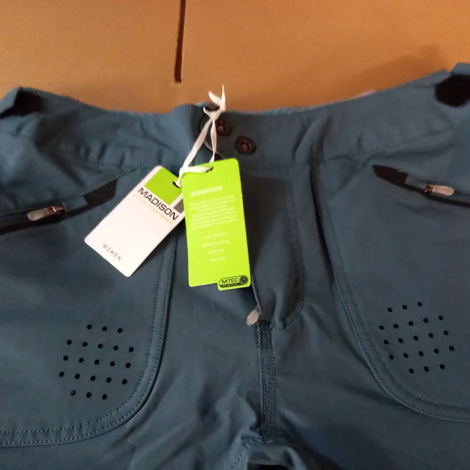 Madison womens flux shorts - size 12