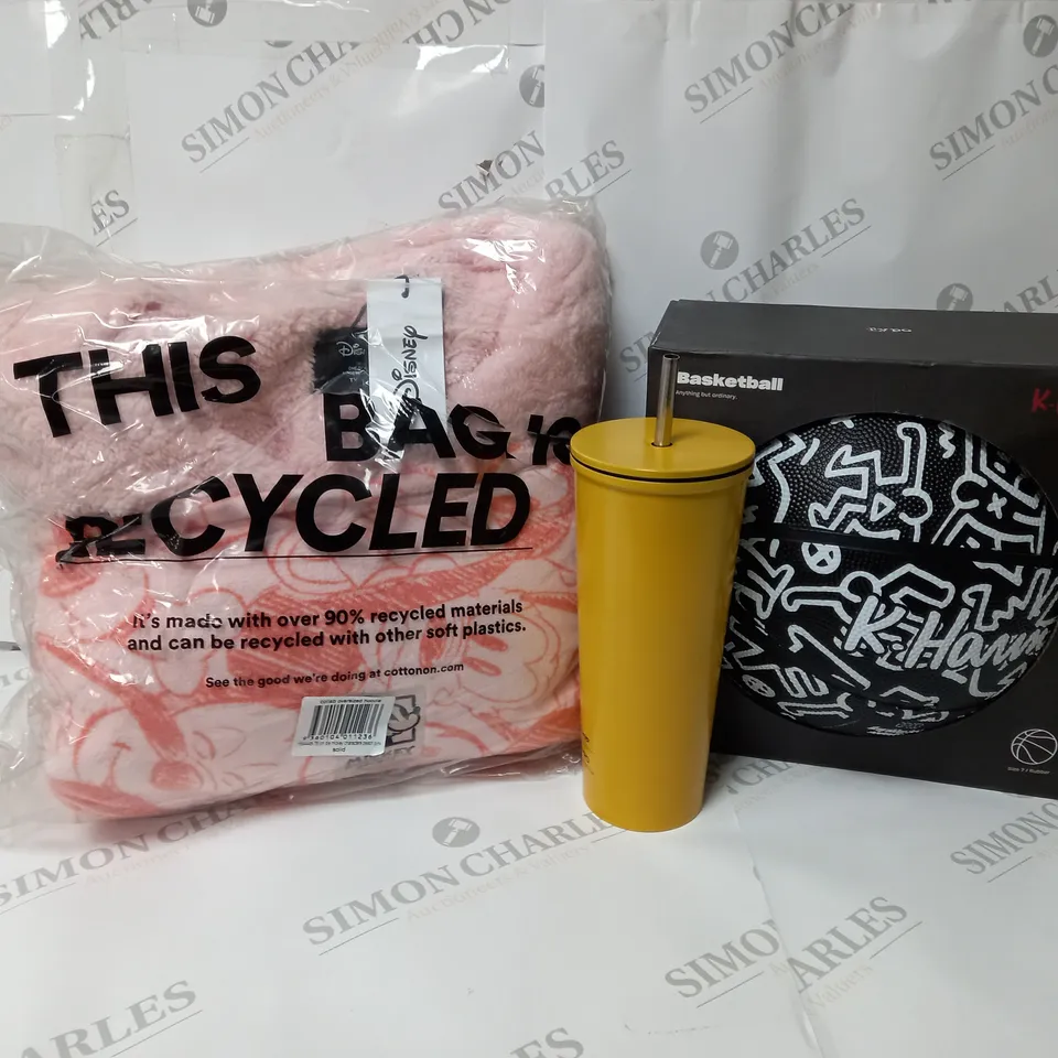 3 ASSORTED ITEMS TO INCLUDE TYPO KEITH HARING BASKETBALL SIZE 7, DISNEY MICKEY OVERSIZED HOODIE, AND METAL SMOOTHIE CUP