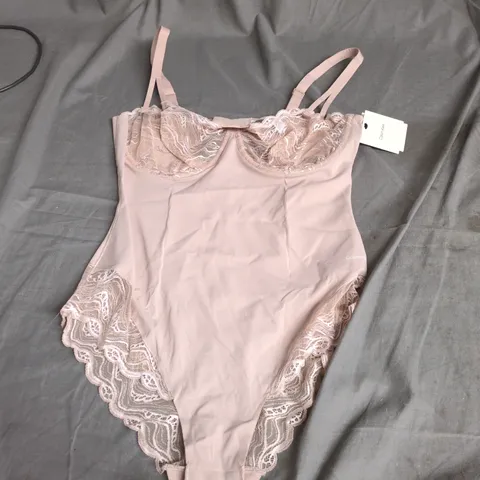 CALVIN KLEIN WOMEN'S BODYSUIT - CEDAR, LACE TRIM, XL