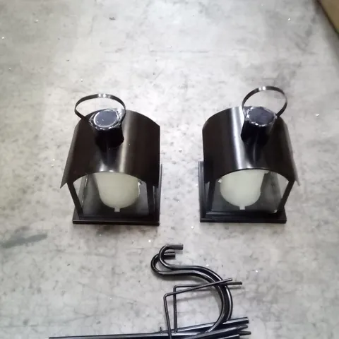 BOXED 2X BLACK SOLAR LANTERNS