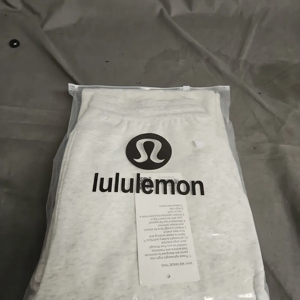 LULULEMON JOGGERS – HEATHER GREY SIZE 6