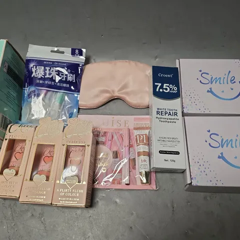 APPROXIMATEY 15 HEALTH AND BEAUTY PRODUCTS TO INCLUDE FLOSS STICKS, EZYSMILE KIT, AND PLOUISE THE CHEEK OF IT ETC. - COLLECTION ONLY