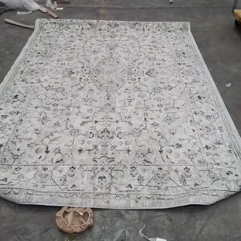 QUALITY DESIGNER AREA RUG - APPROXIMATELY 290X200CM
