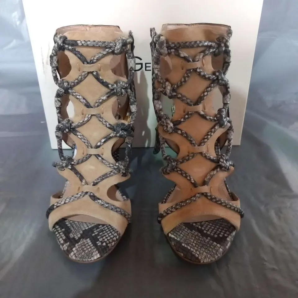 BOXED BCB GENERATION FAY SUEDE/FABRIC ANKLE BOOTS SIZE 3