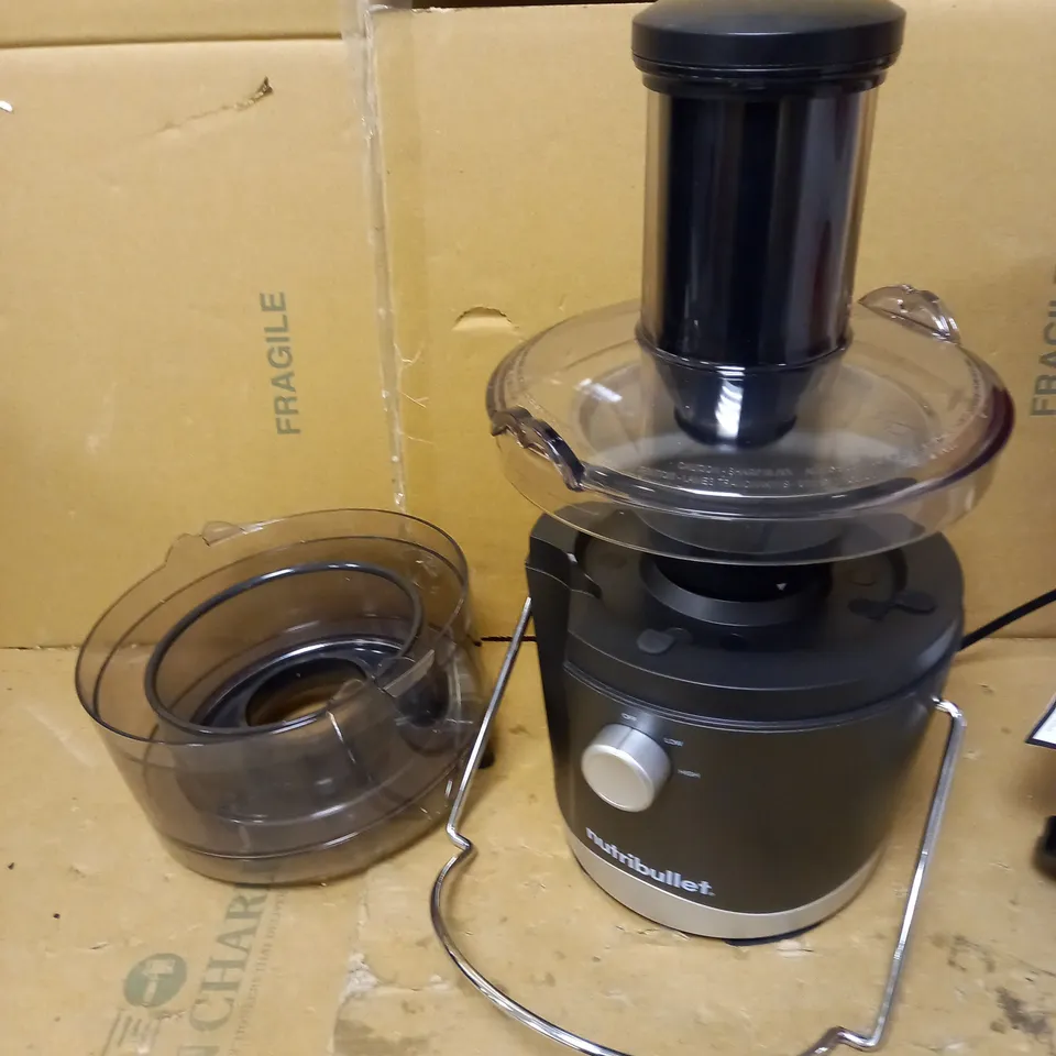 NUTRIBULLET CENTRIFUGAL JUICER
