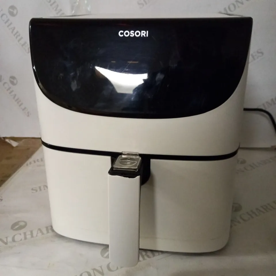 COSORI AIR FRYER 1700W MAX XXL 5.5L DIGITAL TOUCHSCREEN - WHITE