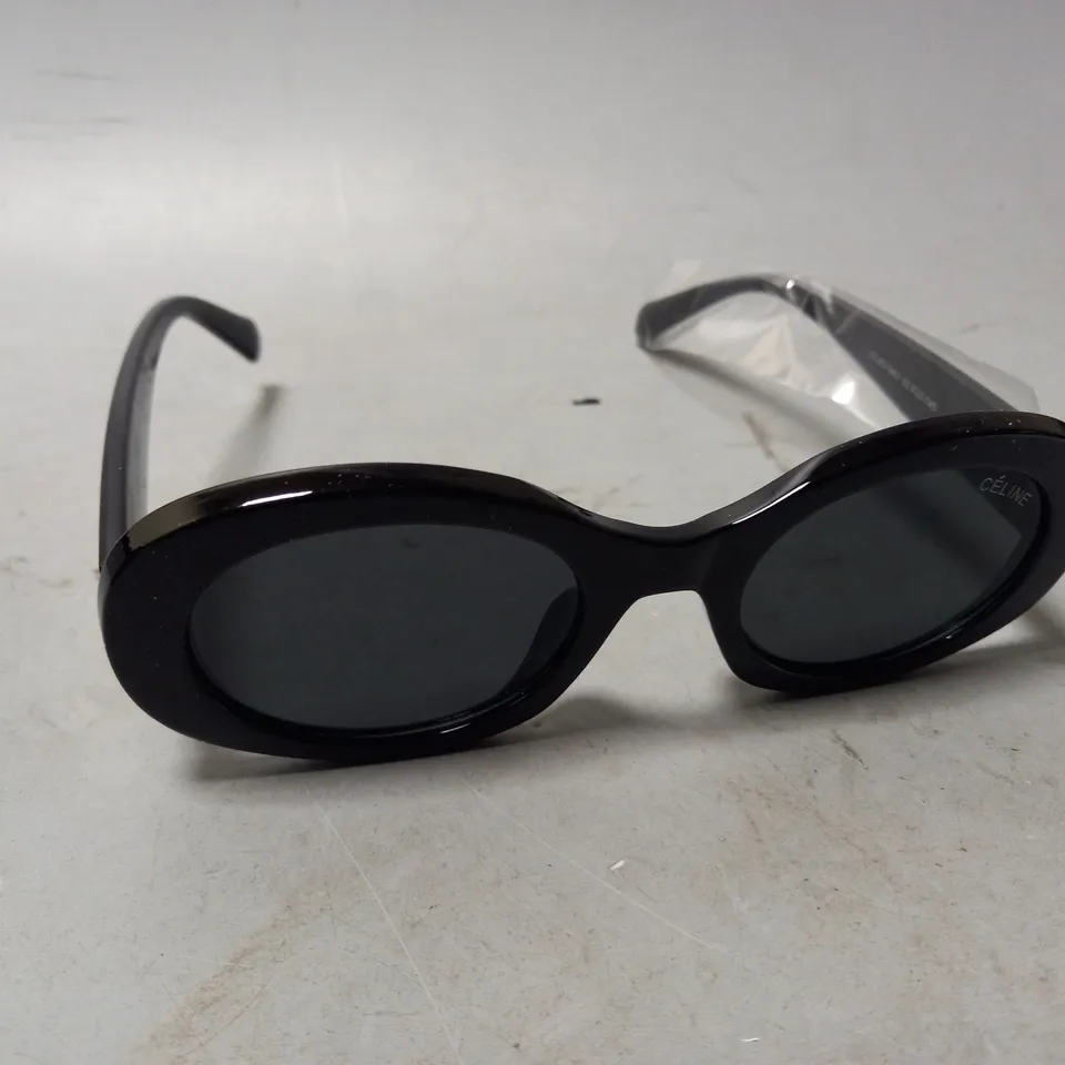 BOXED CELINE SUNGLASSES (CL40194U)