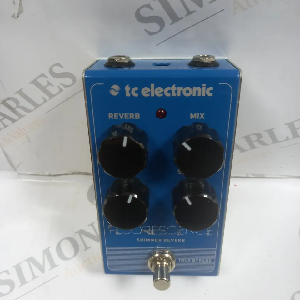 TC ELECTRONIC FLUORESCENCE SHIMMER REVERB