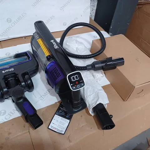 BOXED SHARK COMPLETE HOME CORDLESS STICK VACUUM