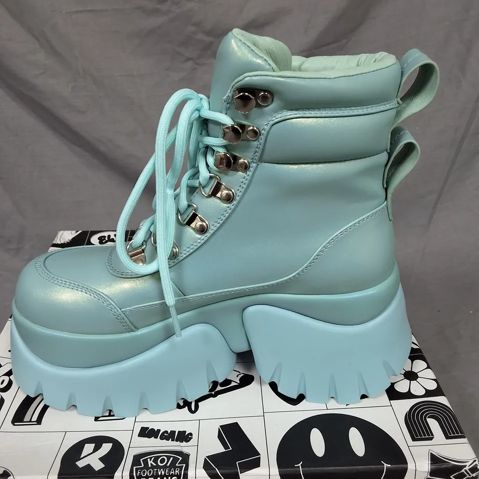 BOXED KOI GOOEY BLUE PLATFORM BOOTS - UK 5