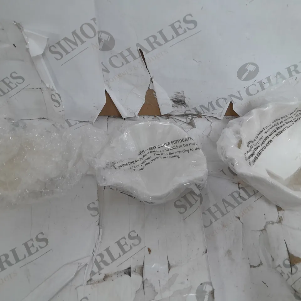 BOXED K BY KELLY HOPPEN CHOICE OF SMALL SEA SCULPTURES DECOR