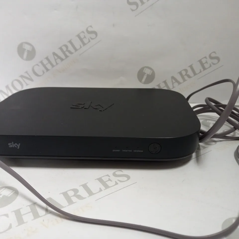 SKY Q HUB (ER115)