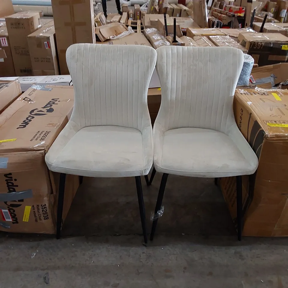 SET OF 2 UPHOLSTERED VELVET DINING CHAIRS 