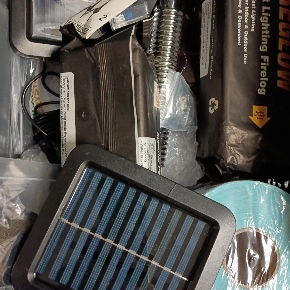 APPROXIMATELY 15 ASSORTED HOUSEHOLD ITEMS TO INCLUDE FIRE LOG, LED LIGHT, LABELS ETC 