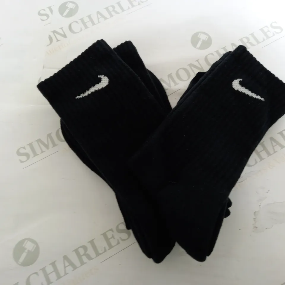 3 PAIRS OF NIKE SOCKS IN BLACK