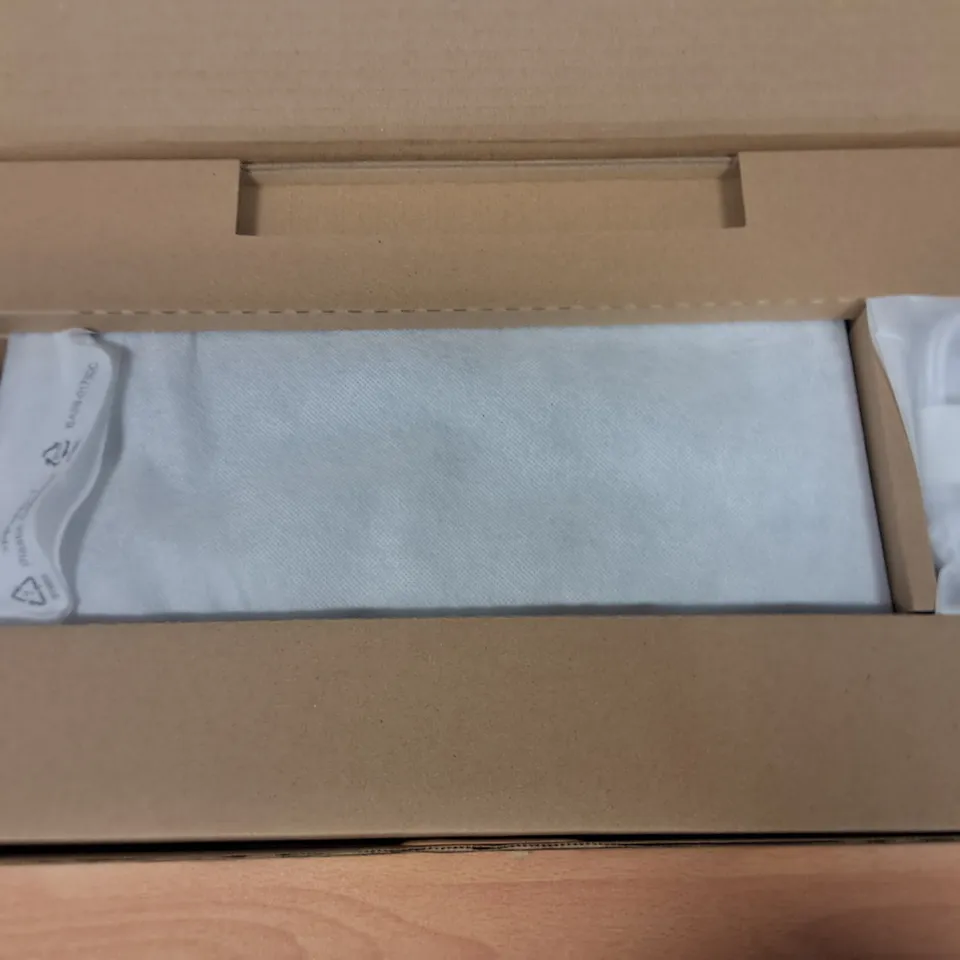 BOXED GALAXY CHROME BOOK GO INTEL CELERON LAPTOP IN SILVER - 345XDA-HA2