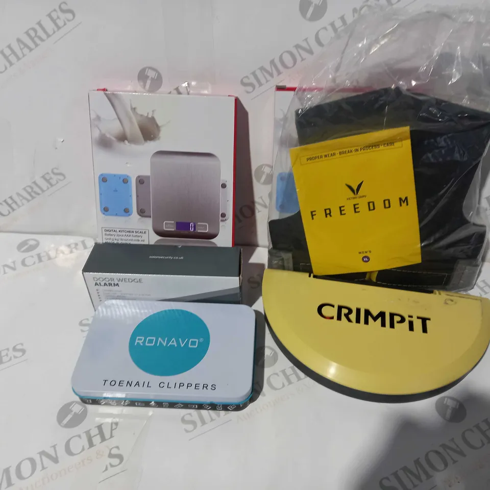 APPROXIMATELY 30 ASSORTED HOUSEHOLD ITEMS TO INCLUDE KITCHEN SCALES, DOOR WEDGE ALARM, CRIMPIT, ETC
