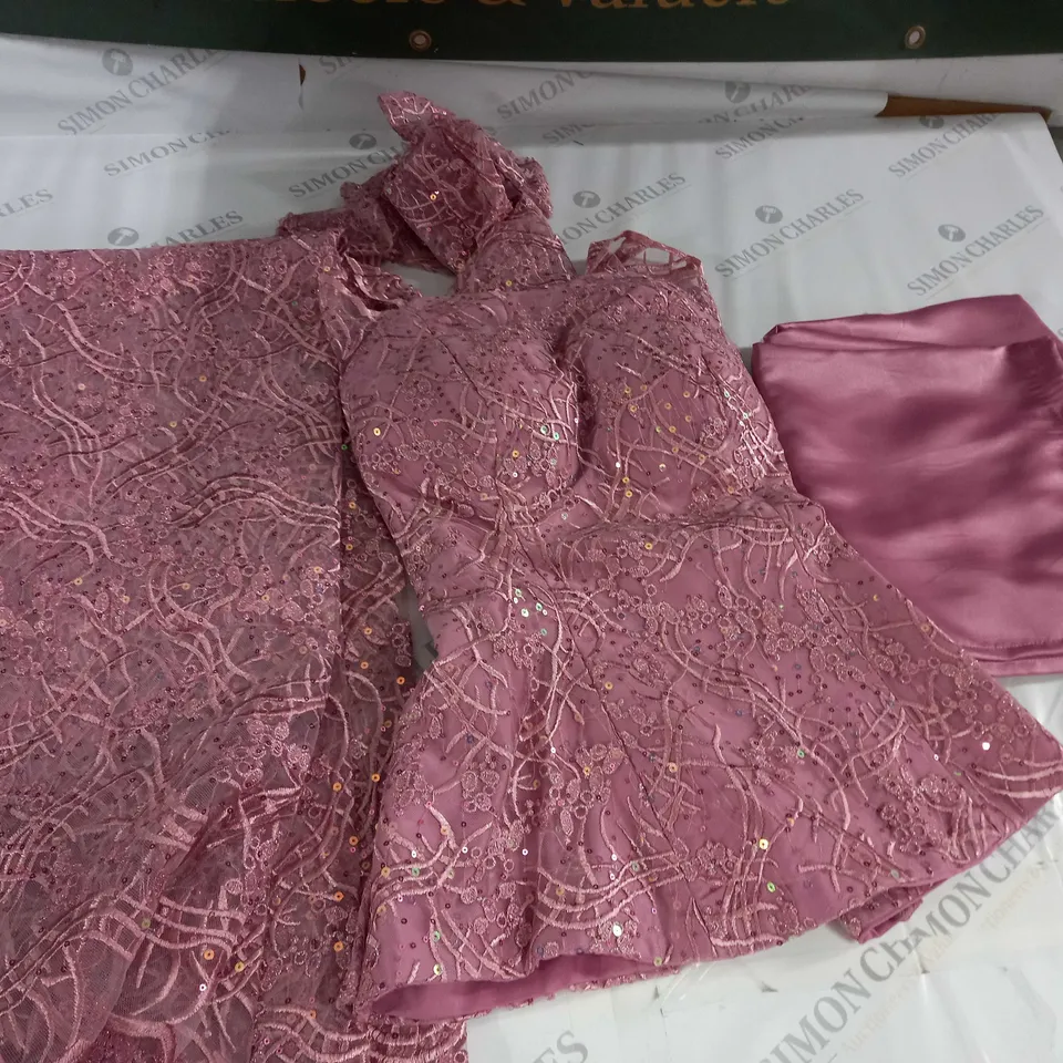 PINK SEQUN EMBELLISHED OCCASIONAL CLOTHING - SIZE UNSPECIFIED