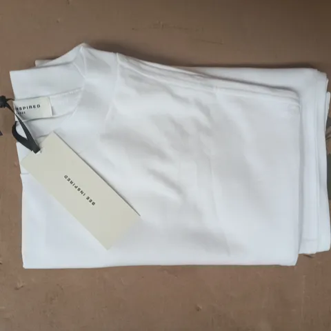 BEE INSPIRED CREW-NECK SHORT SLEEVE T-SHIRT IN WHITE SIZE LARGE