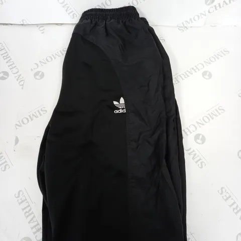ADIDAS ORIGINAL TRACKSUIT BOTTOMS SIZE S