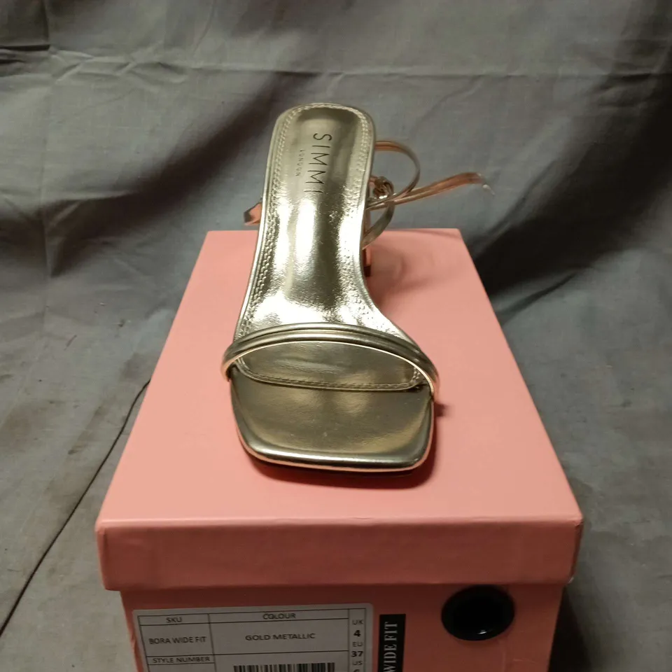 BOXED PAIR OF UK4 SIMM LONDON BORA WIDE FIT GOLD METALLIC SANDALS 