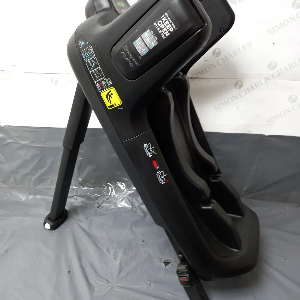 NUNA BUGABOO TURTLE ISOFIX WINGBASE IN BLACK