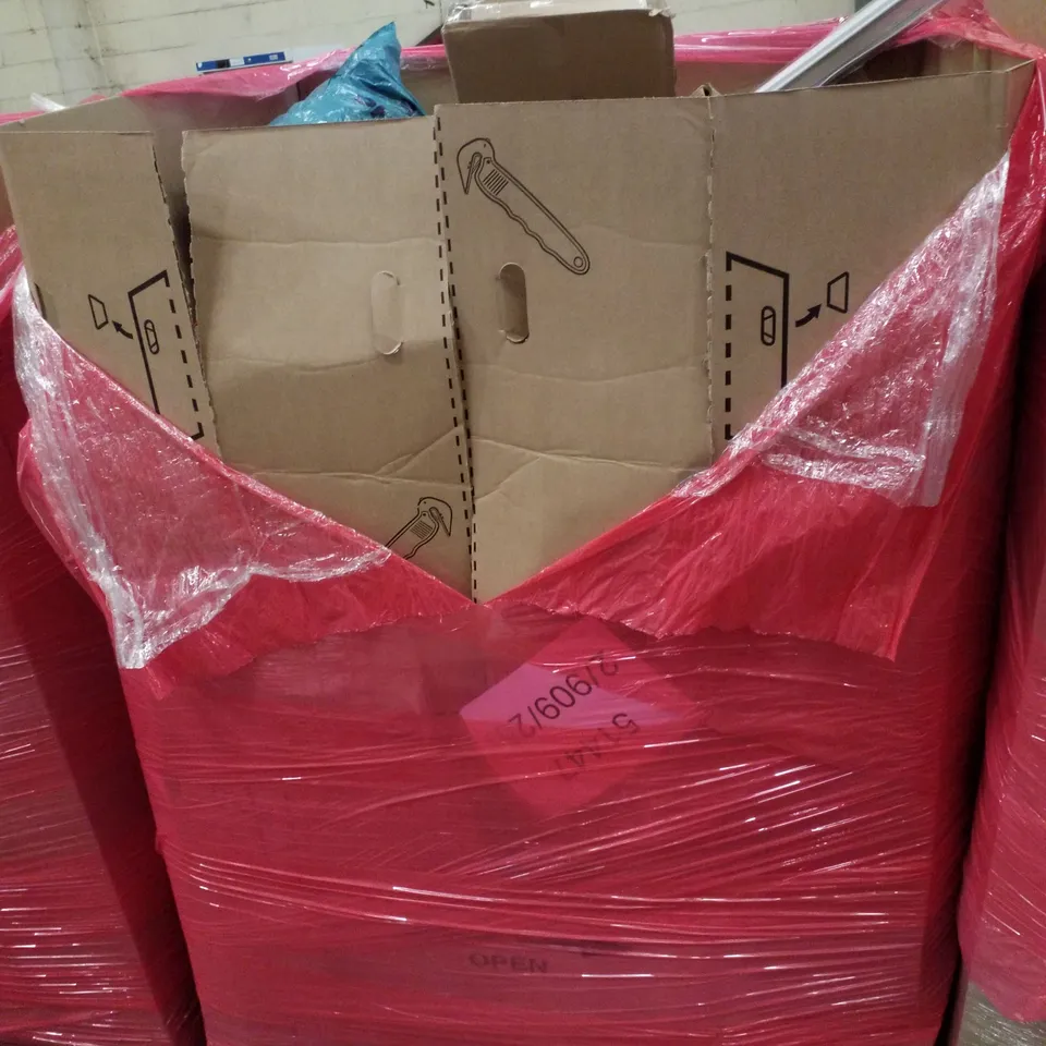 PALLET CONTAINING ASSORTED PRODUCTS INCLUDING SLEEPING BAG, STEAM CLEANER, FOLDING CAMPING TABLE, CLOTHES AIRER & DISPOSABLE SUCTION CUP TOILET BRUSH