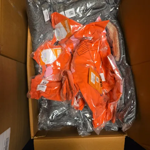 BOX OF APPROXIMATELY 15 ASSORTED BRAND NEW REGATTA ITEMS TO INCLUDE: RAZIA 2 JACKET