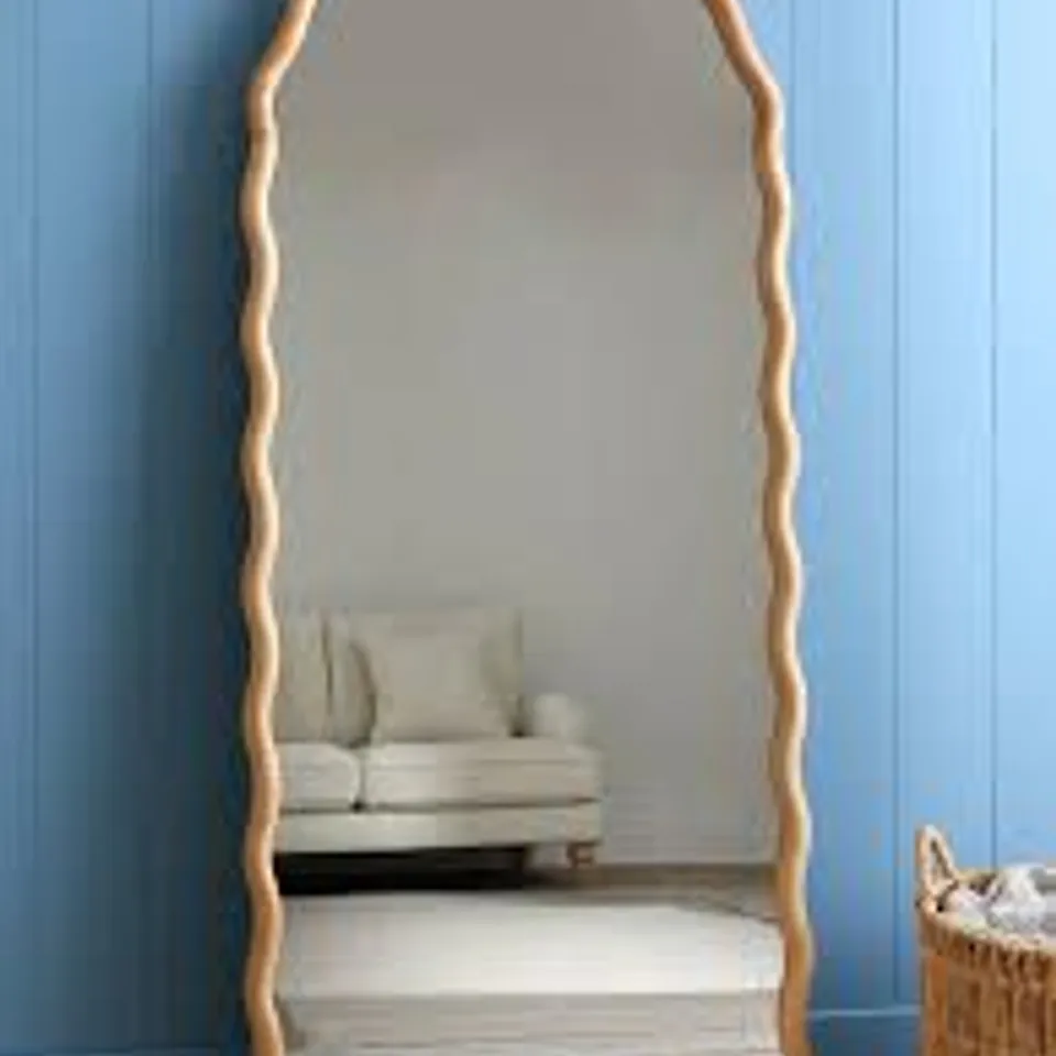 BOXED ARCHED WIGGLE STANDING MIRROR 76X173CM