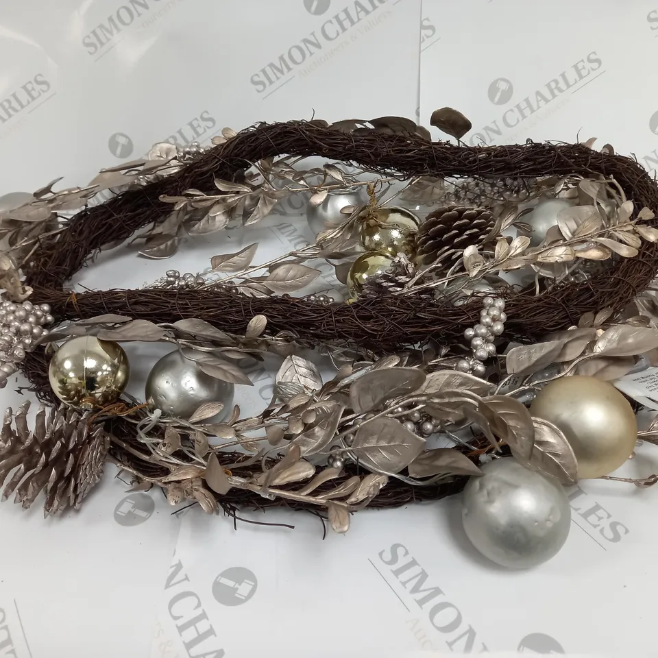 6FT CHAMPAGNE GOLD PRE LIT GARLAND RRP £39.99