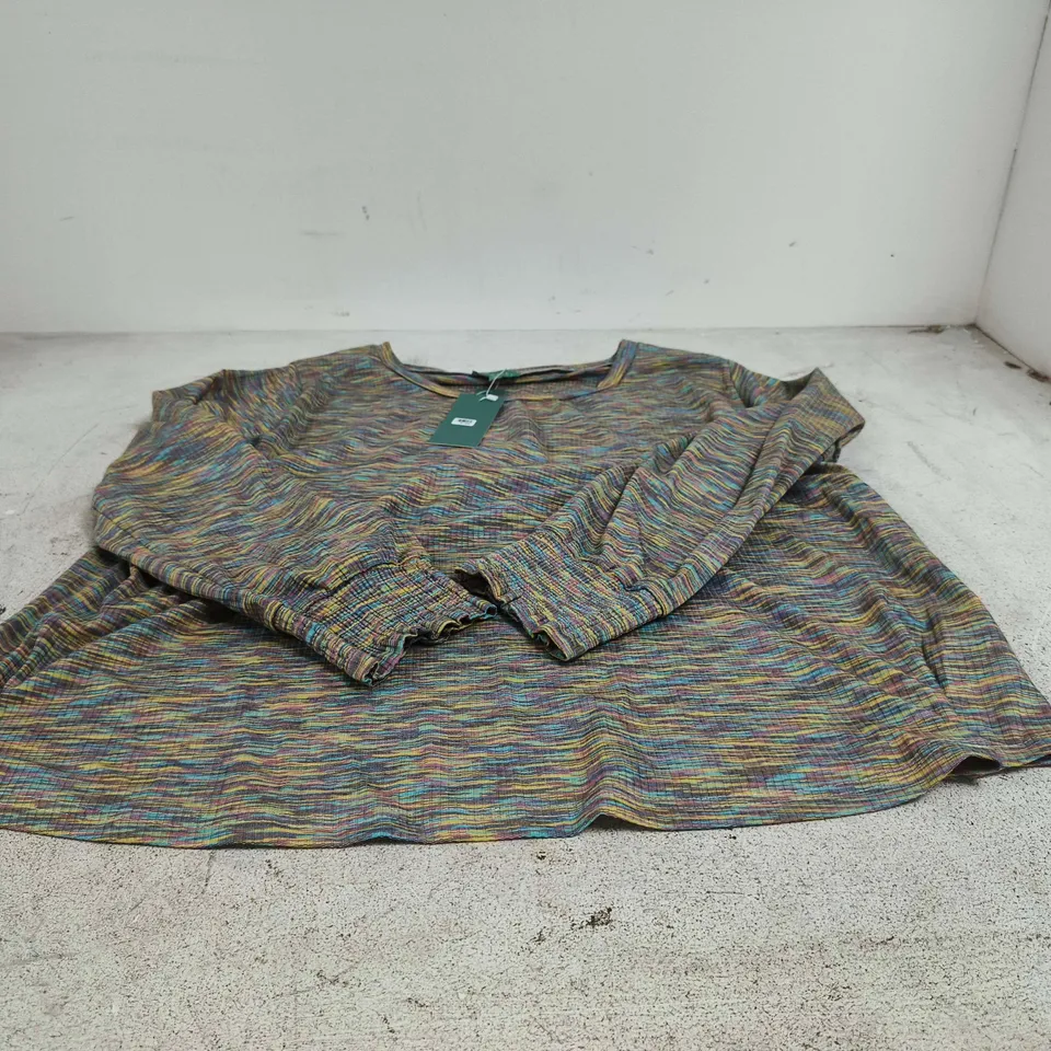 LA MAREY PATTERNED TOP SIZE XL TAGGED