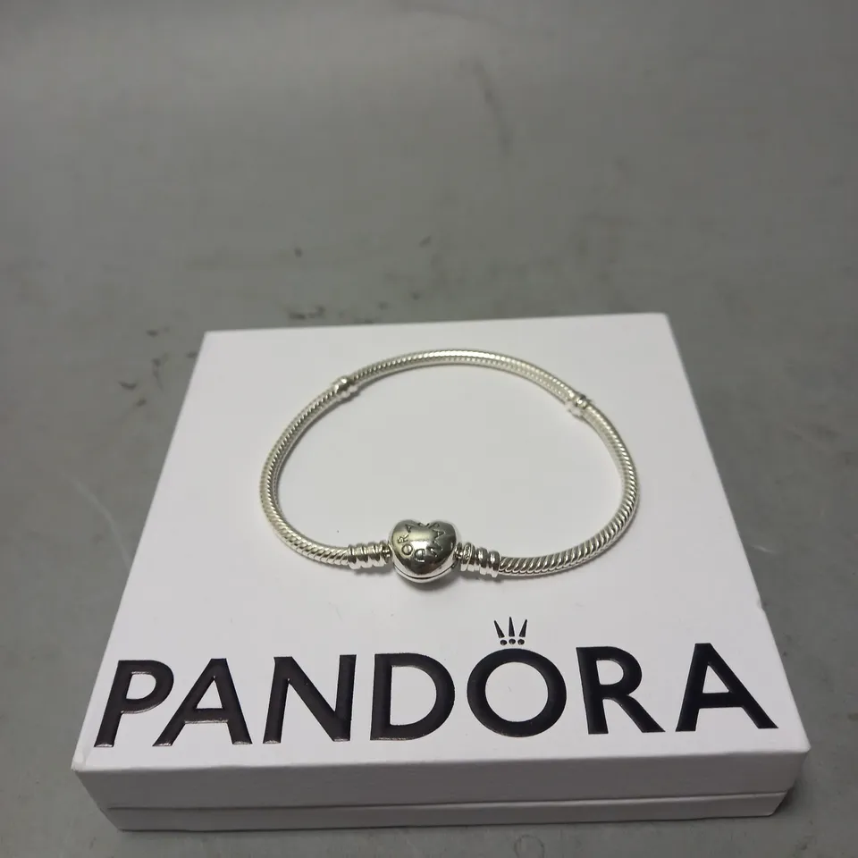 BOXED PANDORA S925 HEART CLASP BRACELET