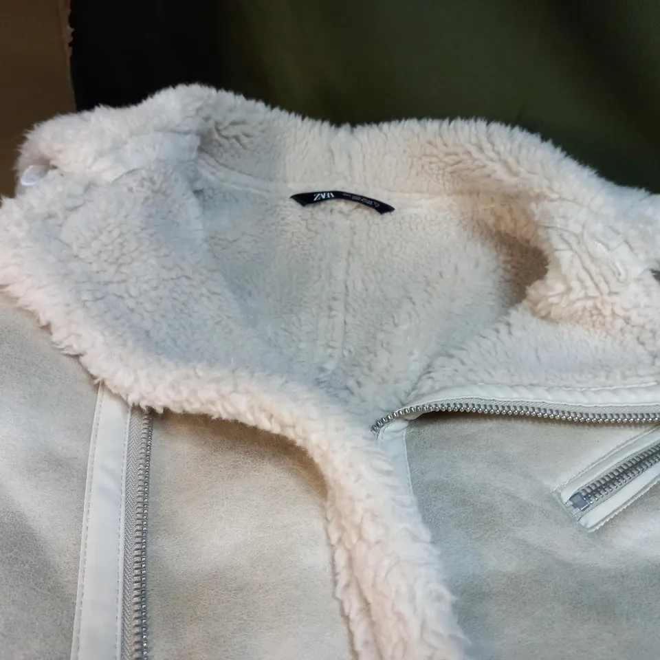 ZARA OFF WHITE BORG LINED BIKER STYLE JACKET - LARGE
