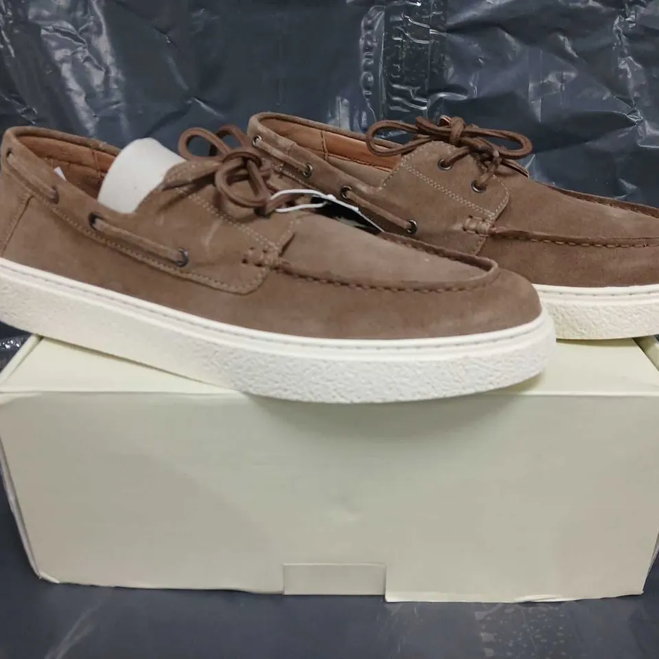 BOXED PAIR OF OFF THE HOOK SHOES IN BROWN SIZE UK 11
