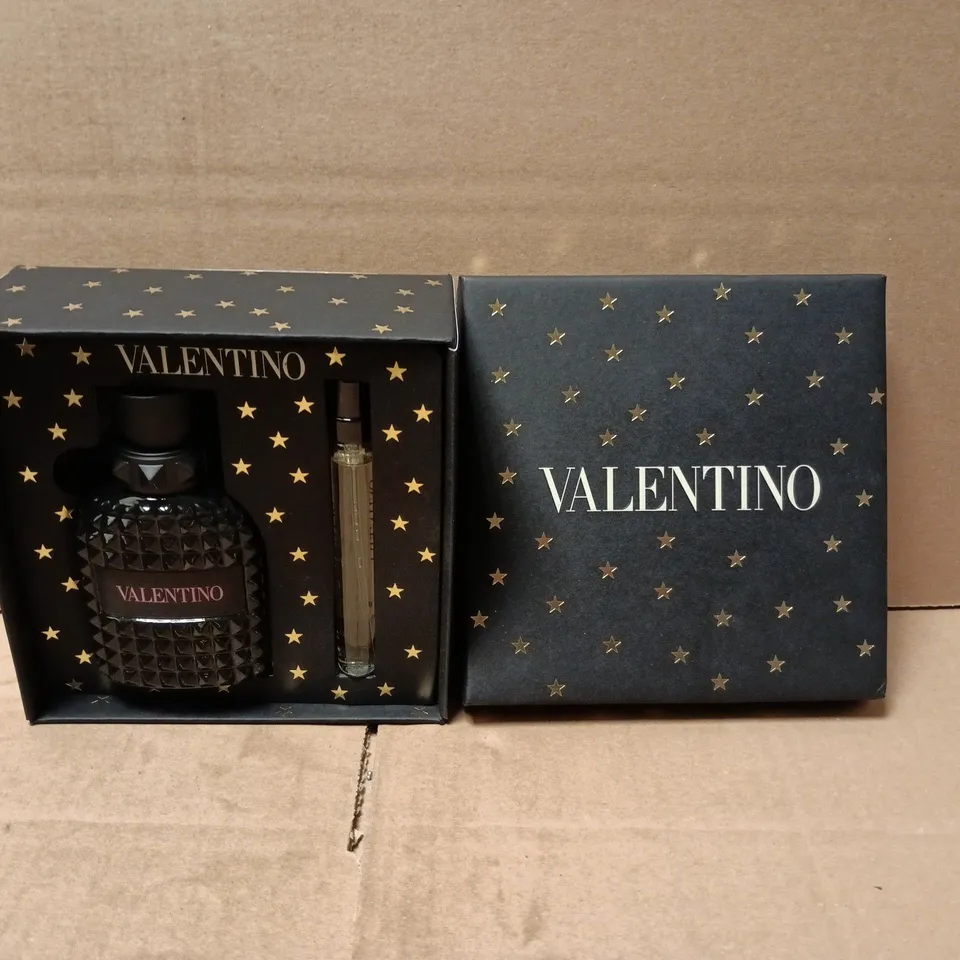 BOXED VALENTINO 2-PIECE SET INCLUDES 50ML & 10ML EAU DE PARFUM 