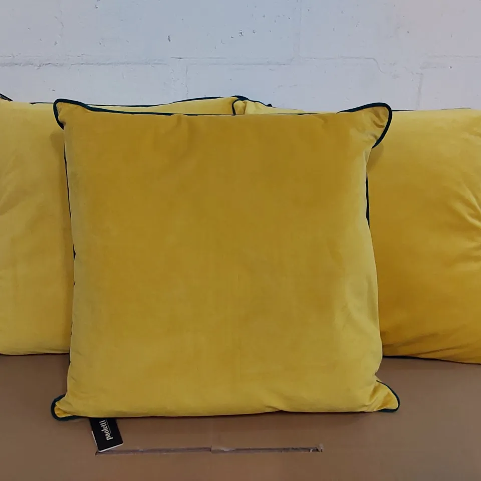 BOXED SET OF 3x CHADWICK SQUARE THROW CUSHION (1 BOX)