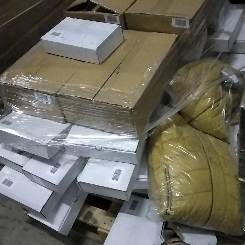 PALLET OF ASSORTED ITEMS INCLUDING BOXES OF K BY KELLY HOPPEN MARBLE BEAUTY MIRROR, EASILOCKS SET OF SCRUNCHIES - FUDGE BROWNIE, JOULES CHERINGTON PADDED FAUX FUR TRIM HOODED COAT CARAMEL SIZE 24