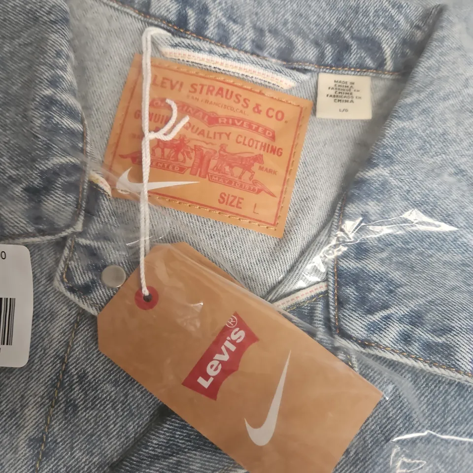 LEVI'S X NIKE  DENIM JACKET –  SIZE L