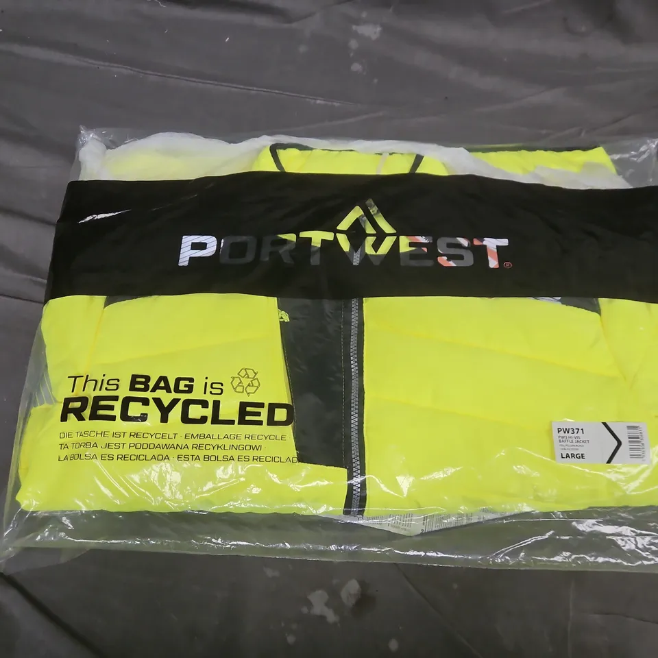 BAGGED PORTWEST PW3 HI-VIS BAFFLE JACKET IN YELLOW - LARGE