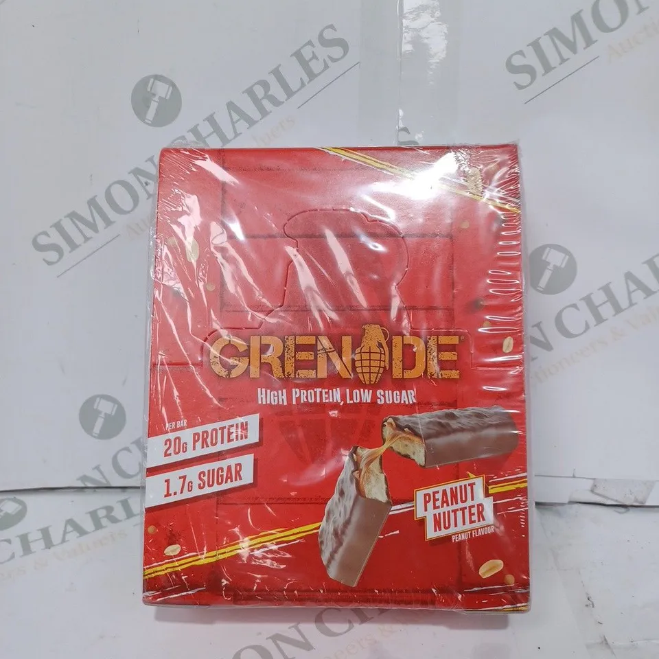 BOX OF GRENADE HIGH PROTEIN LOW SUGAR PEANUT BUTTER PROTEIN BARS. BOX CONTAINS 12 X 60G BARS // BEST BEFORE: 02/2024