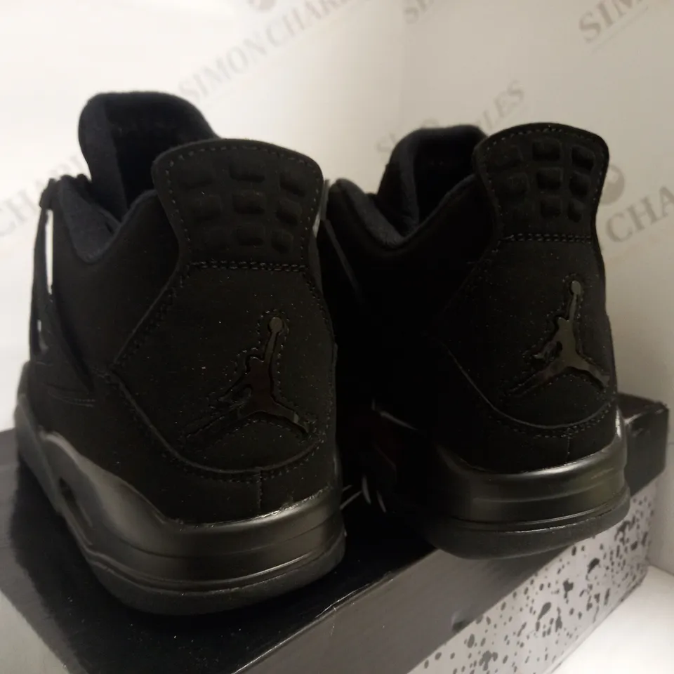 AIR JORDAN 4 RETRO ALL BLACK TRAINER UK 9 