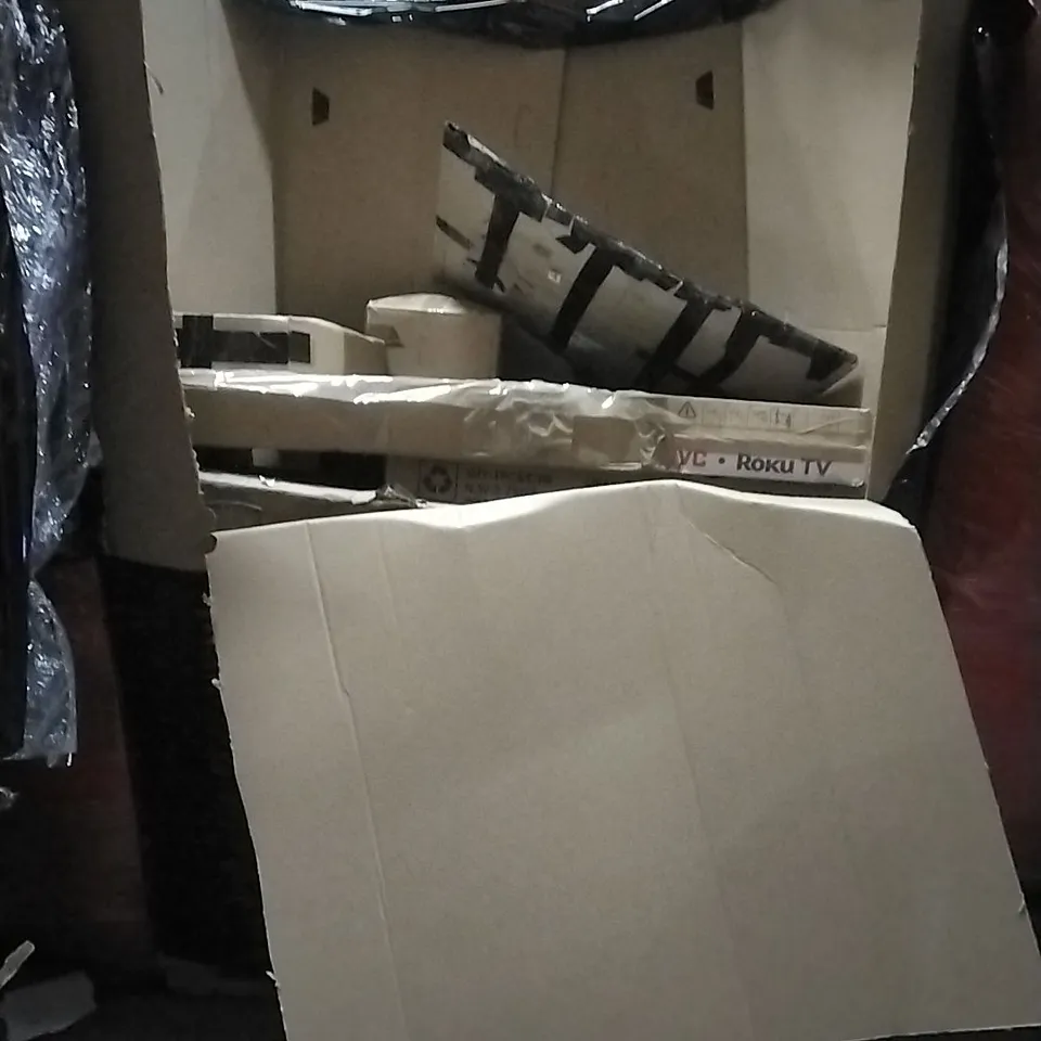 PALLET OF HOUSEHOLD ITEMS TO INCLUDE STROBE LIGHT, CEILING FAN, WRAPPED CANVAS PICTURE, DARTBOARD STAND AND OTHER ASSORTED ITEMS...