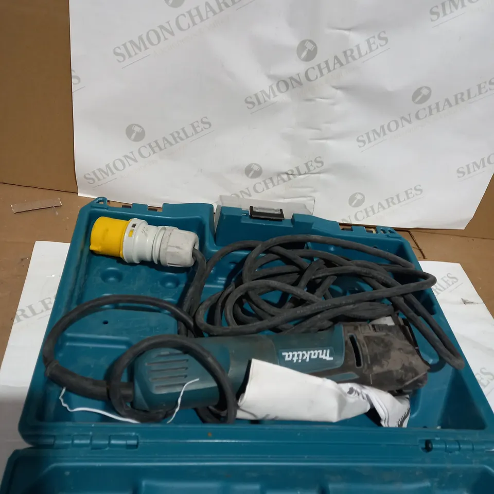 MAKITA TM3010C MULTI TOOL