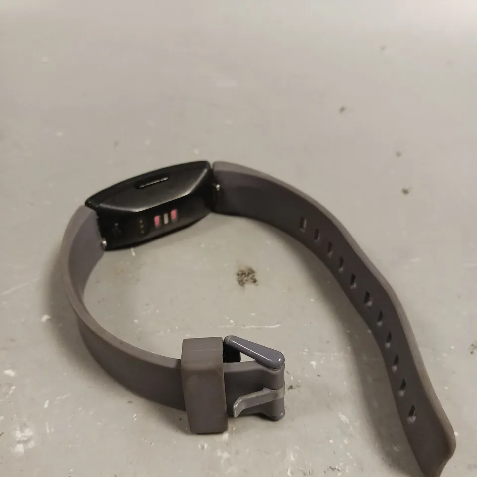 FITBIT CHARGE ACTIVITY TRACKER WATCH - MODEL UNSPECIFIED 