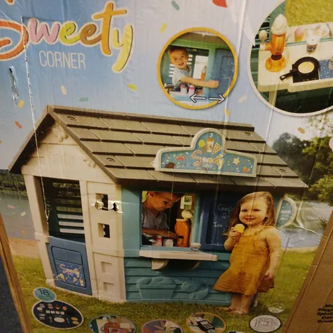 BOXED SMOBY SWEET CORNER PLAYHOUSE - COLLECTION ONLY