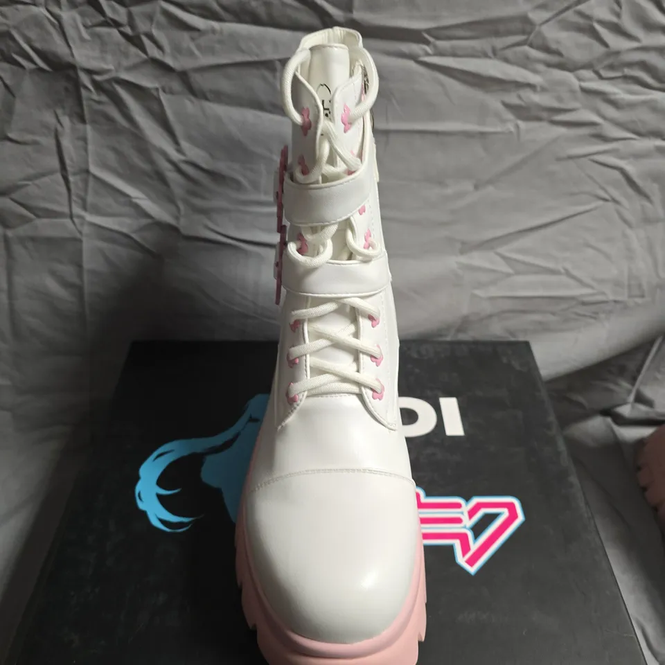 BOXED PAIR OF KOI FOOTWEAR SAKURA MIKU CHERRY BLOSSOM SHOES - UK SIZE 8